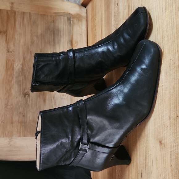 Salvatore Ferragamo Italian black leather Vintage used boots size 6.5 - Picture 13 of 16